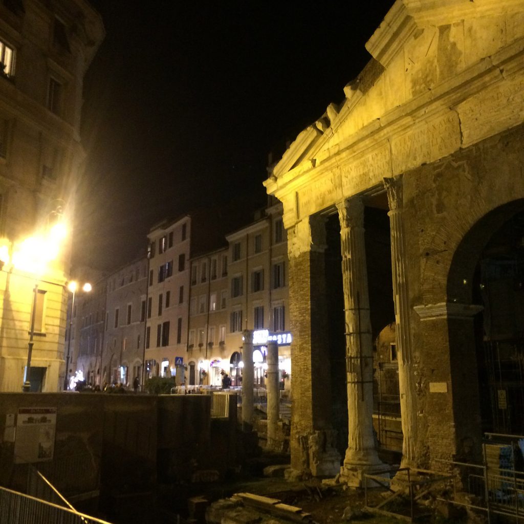 Roma. Portico d’Ottavia