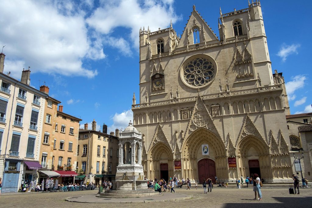 Que ver en Lyon, Plaza de Saint Jean