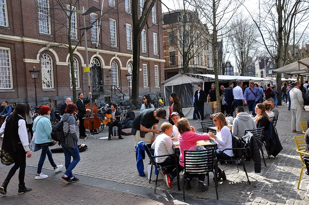 Plaza Spui