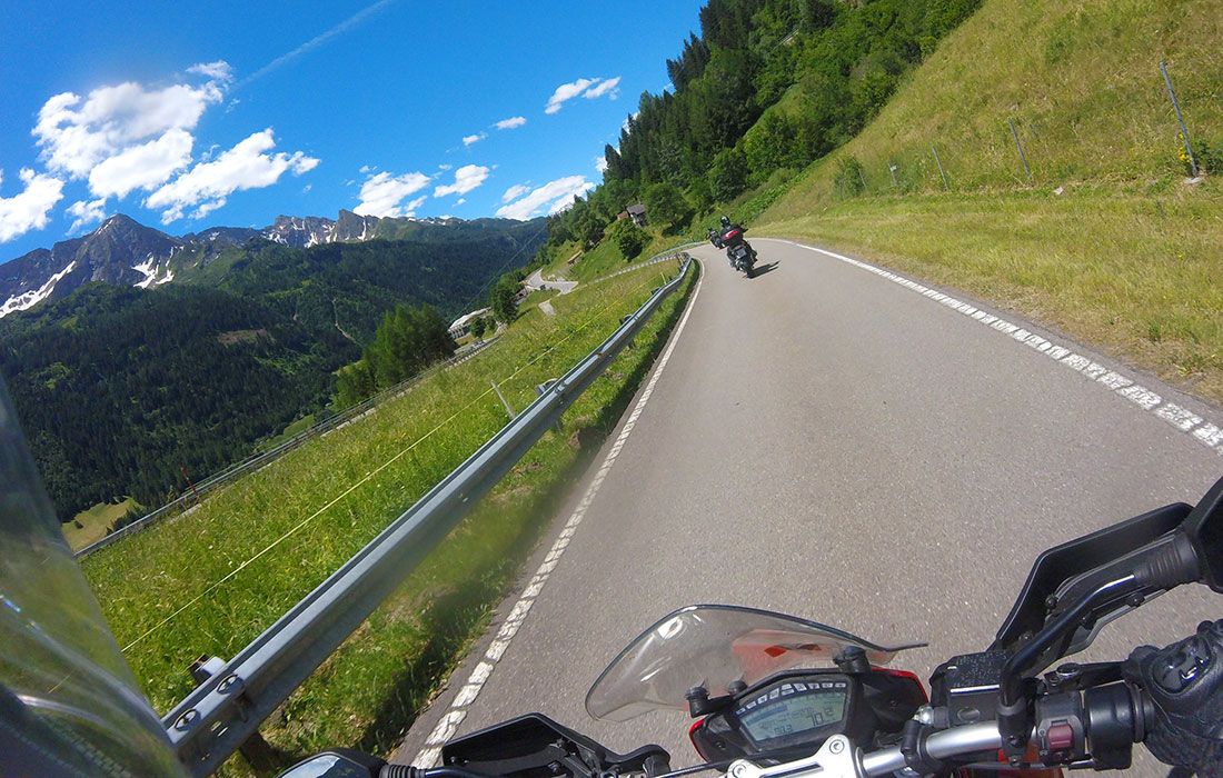 Suiza en moto