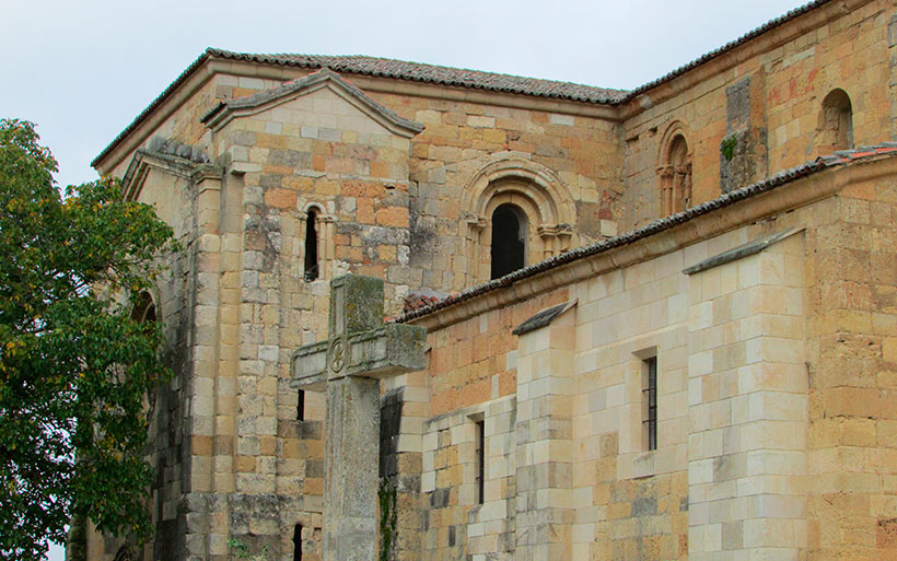 monasterios de León